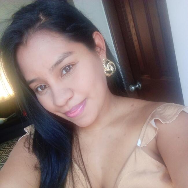 Trabajo para niñera en David: Megan