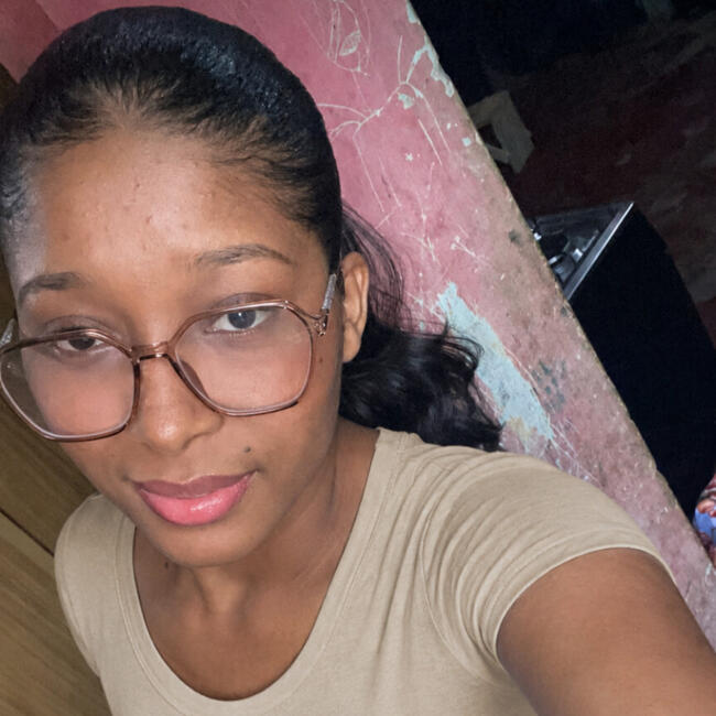 Babysitter in Itabuna: Claudia Vitória