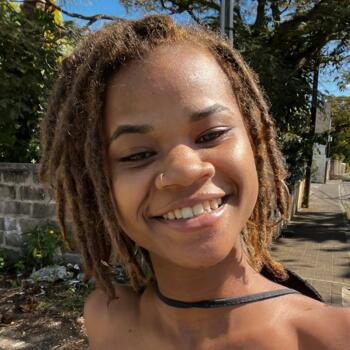 Job de garde d'enfants à Grand Baie: job de garde d'enfants Ziggy