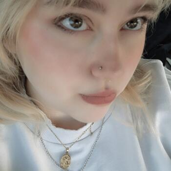 Babysitter in Doncaster: Charlotte