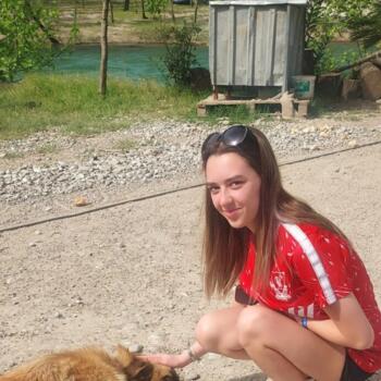 Babysitter in Houghton-Le-Spring: Madi