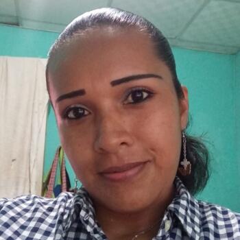 Niñera Los Guayacanes: Cecibel