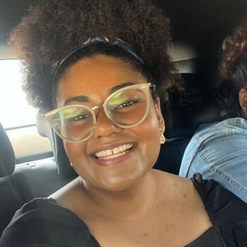 Babysitter in Florianópolis: Nicole