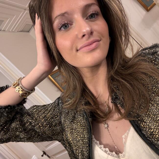 Babysitter in Biot: Emma