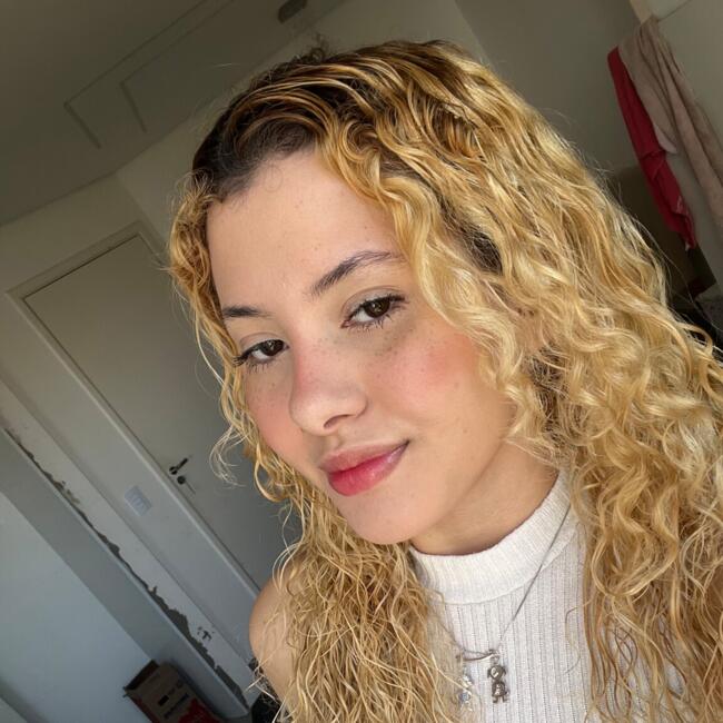 Babysitting job in Sorocaba: Quézia Nascimento