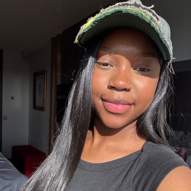 Babysitter in Alost: Anne-L'Or