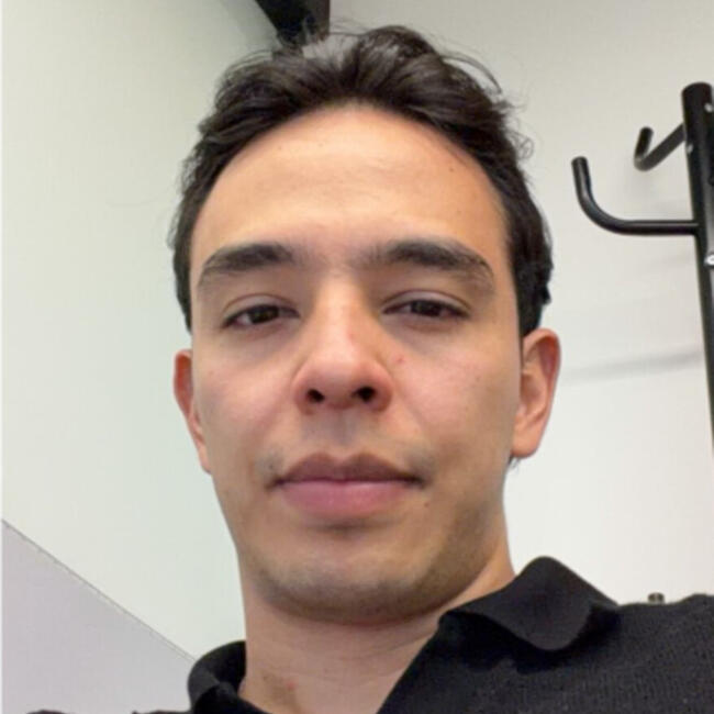 Babysitting job in Medellín: Andres Mauricio