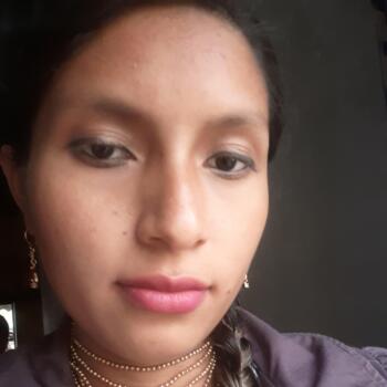 Babysitter in Cotacachi: Lady