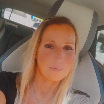 Babysitter Calcinate: Nadia