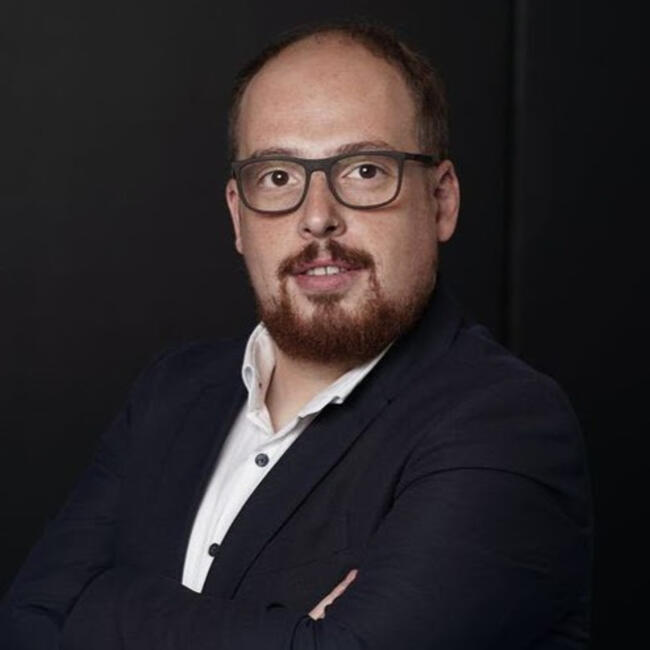 Babysitting job in Stróvolos: George