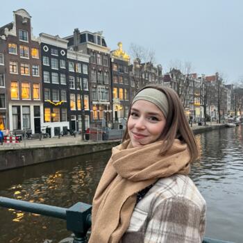 Babysitter in Ghlin: Juliette