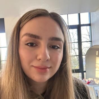 Babysitter York: Nursah