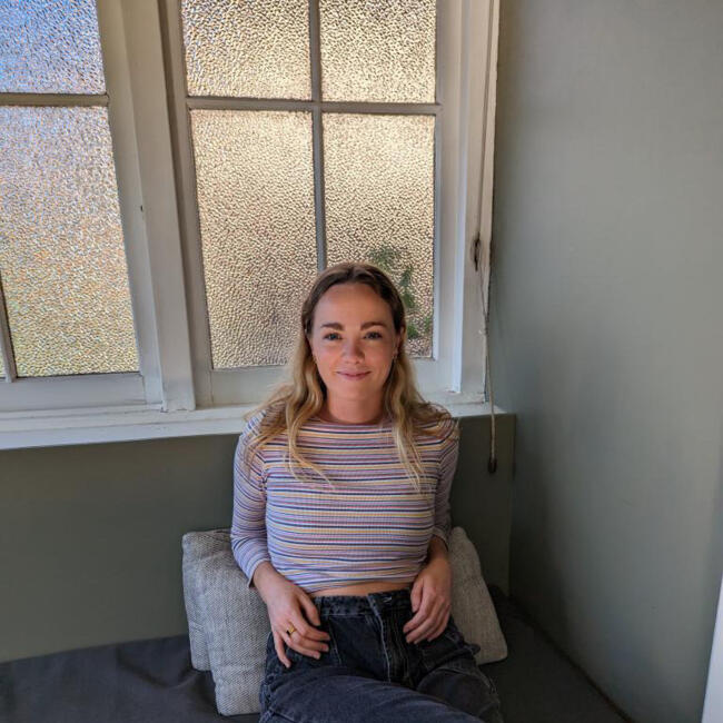 Babysitter in Newcastle: Anika