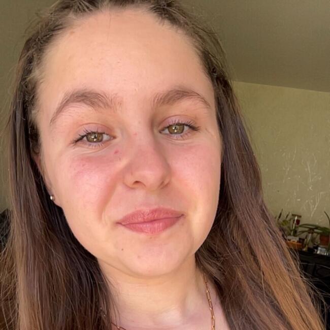 Babysitter in Saint-Marcel-lès-Annonay: Agathe