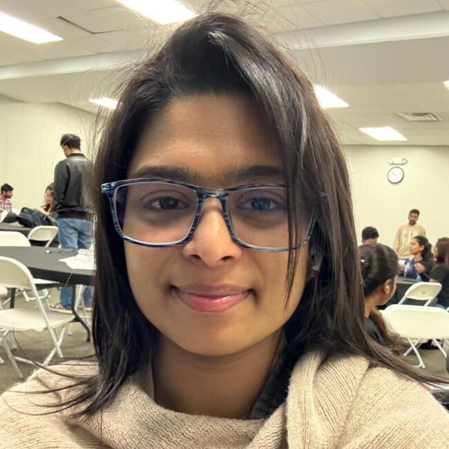 कोच्चि में बेबीसिटर: Priyanka