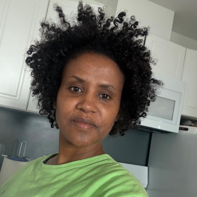 Job de garde d'enfants à Toronto: Hela