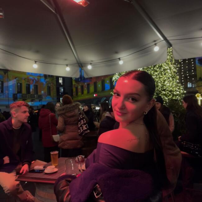 Babysitter in Sala Capriasca: Noemie