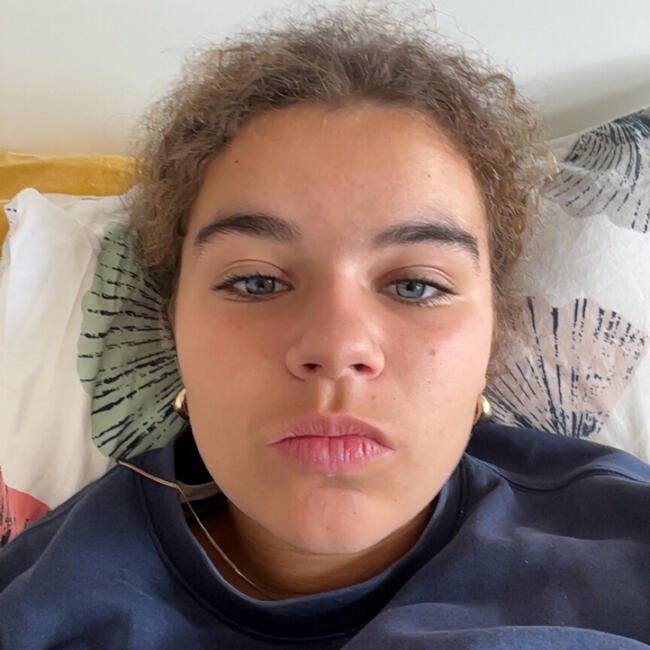 Babysitter in Schaarbeek: Chloe