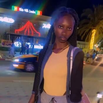 Babysitter in Thiès: Fabienne ngoné faye