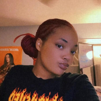 Babysitter in Indianapolis: Sinae
