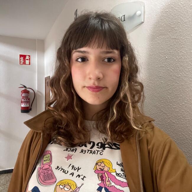 Canguro en Gijón: Gabriela