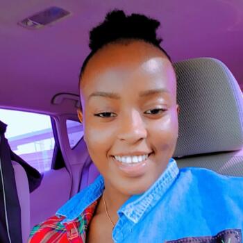 جليسة أطفال في دبي: Esther Njeri