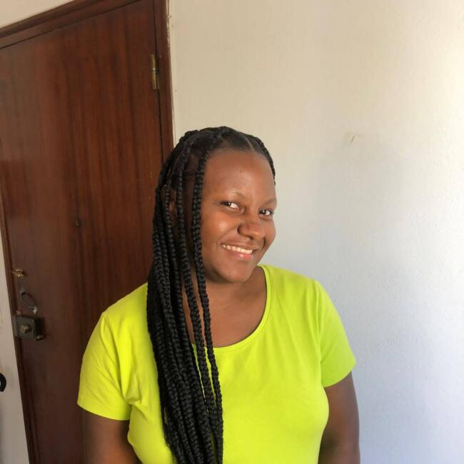 Babysitter in Lavradio: Cyntia Elisabete