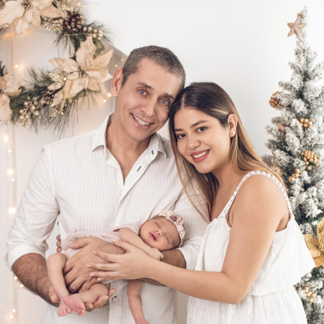 Babysitting job in Santa Cruz: Laura