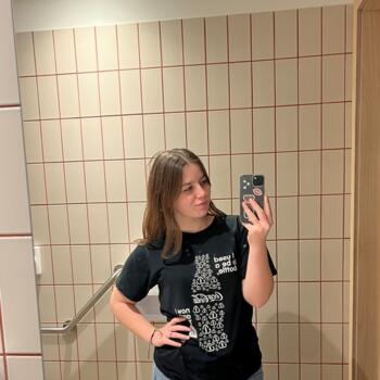 Babysitter in Vilvoorde: Luna