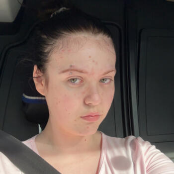 Babysitter Stockport: Freya