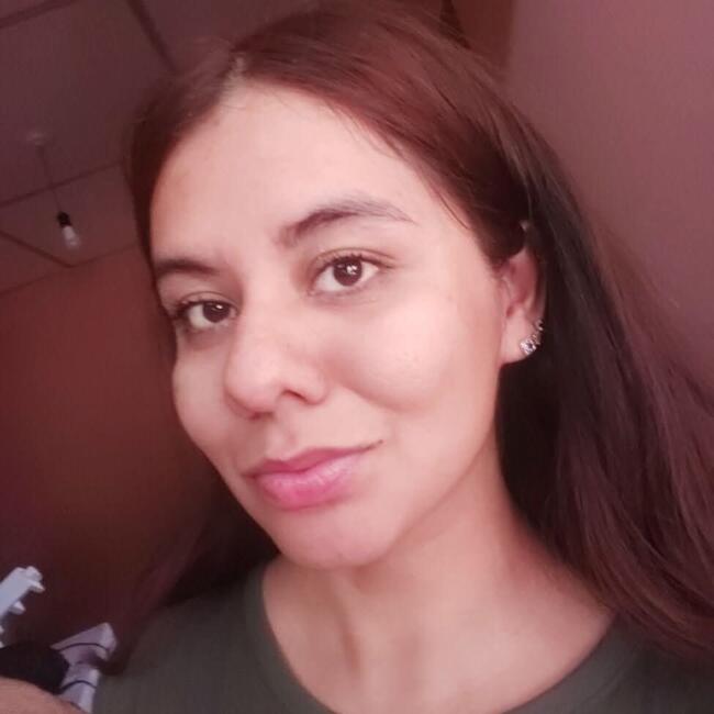 Babysitter in Ezeiza: Julieta