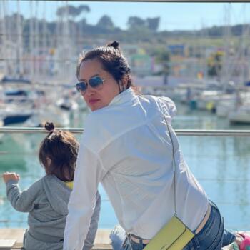 Trabalho de babysitting em Albufeira: Trabalho de babysitting Alliyah