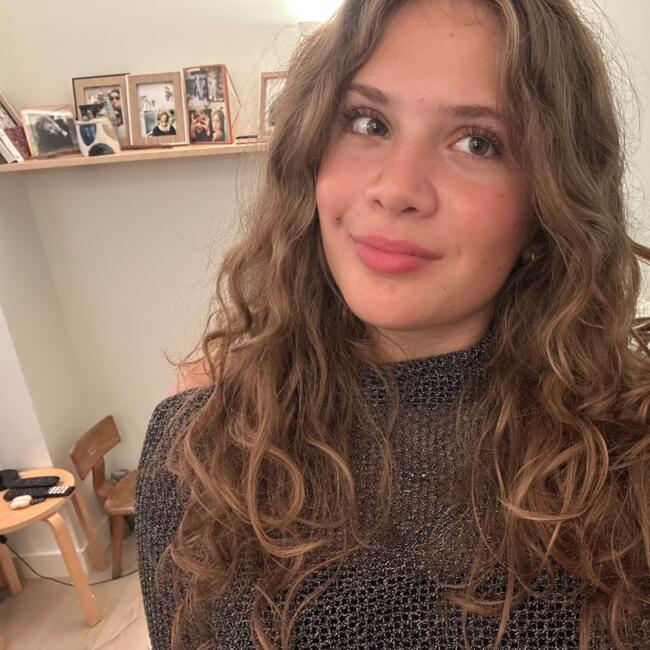 Babysitter in Kayl: Tajra