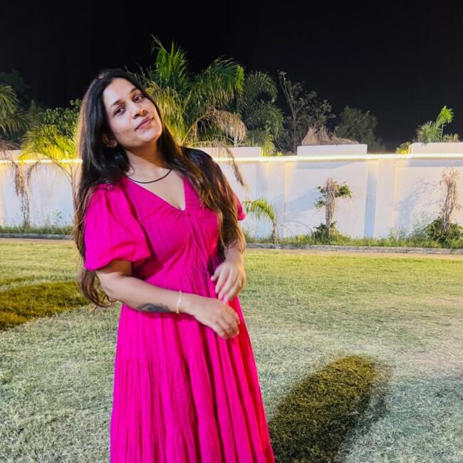 Nanny in Mulshi: Sneha