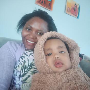 Babysitter in Perth: Jeanne