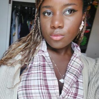 Babysitter Lommel: Tysha