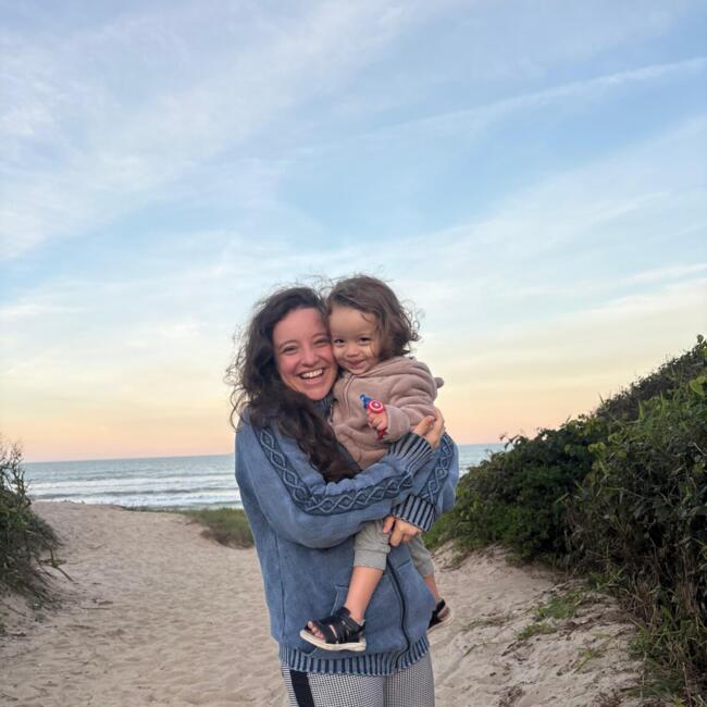 Emprego de babá em Navegantes: Hanna Carolina