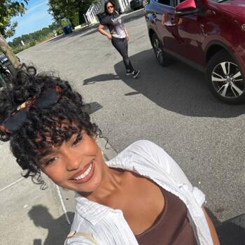Baby-sitter in Queens: Yariana