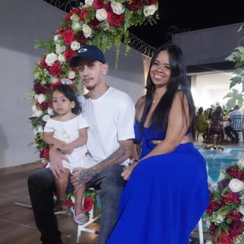 Emprego de babá em Uberlândia: emprego de babá Anna sarah