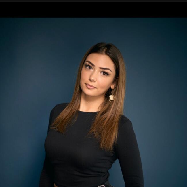 Babysitter in Montblanc: Maéva