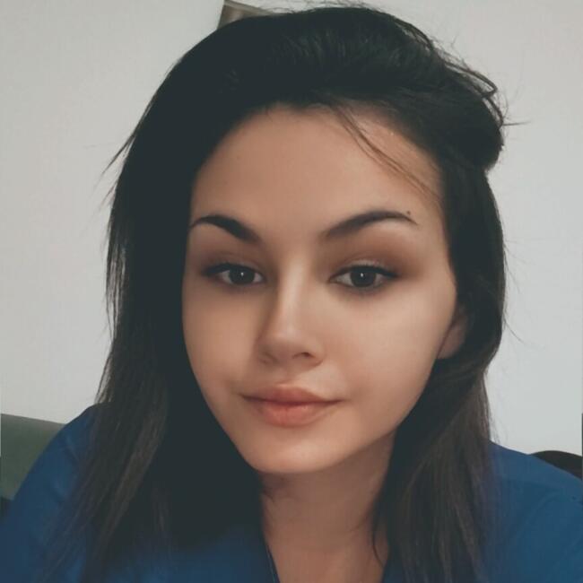 Baby-sitter à Vienne: Cassandra