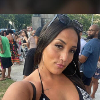 Babysitter Rio de Janeiro: Livia