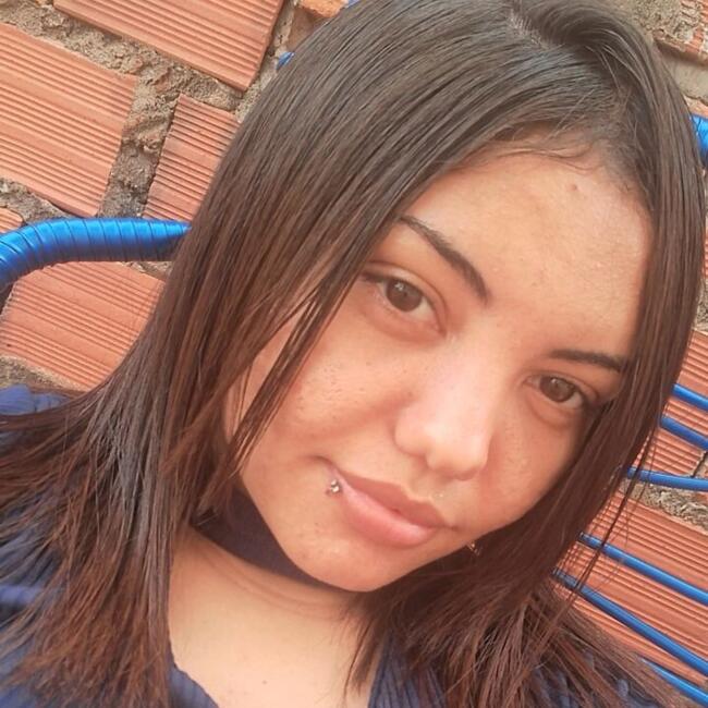 Babysitter in Araguaína: Kauany