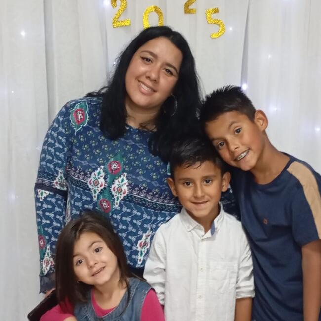 Emprego de babá em Nova Santa Rita: Tamires
