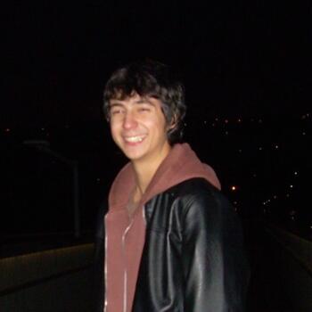 Babysitter em Porto: João