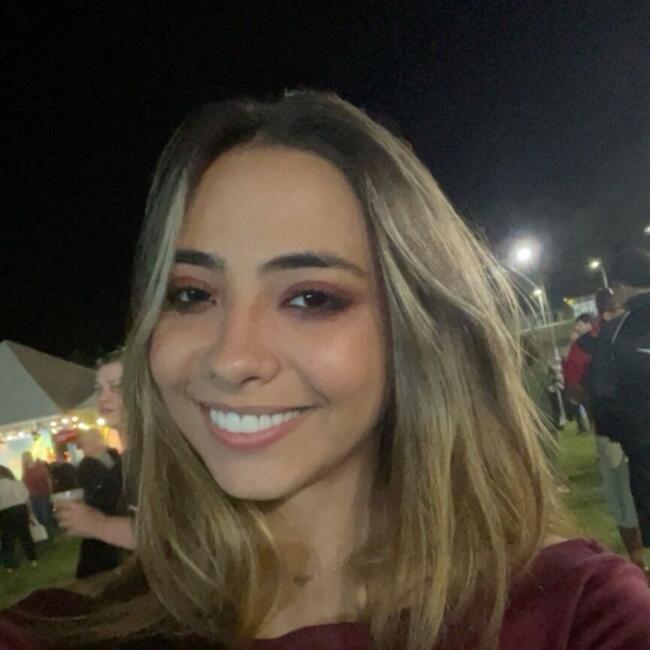 Babysitter in Jaú: Juliana