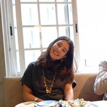 Babysitter Madrid: Valentina