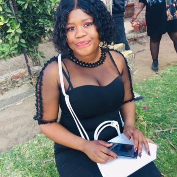 Babysitter in Brits: Mercia