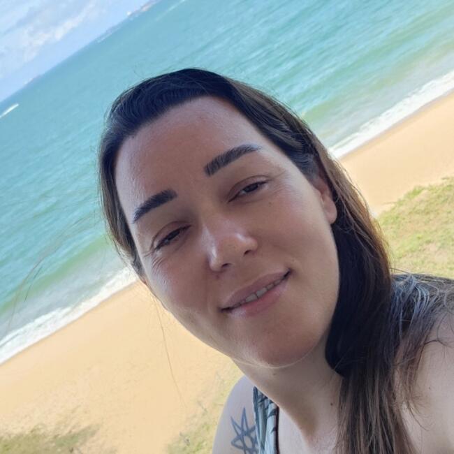 Emprego de babá em Sete Lagoas: Luciana