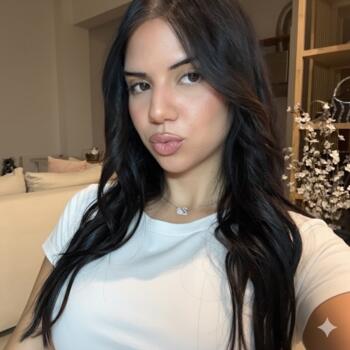 Babysitter στην περιοχή Sykiés: Φωτεινή